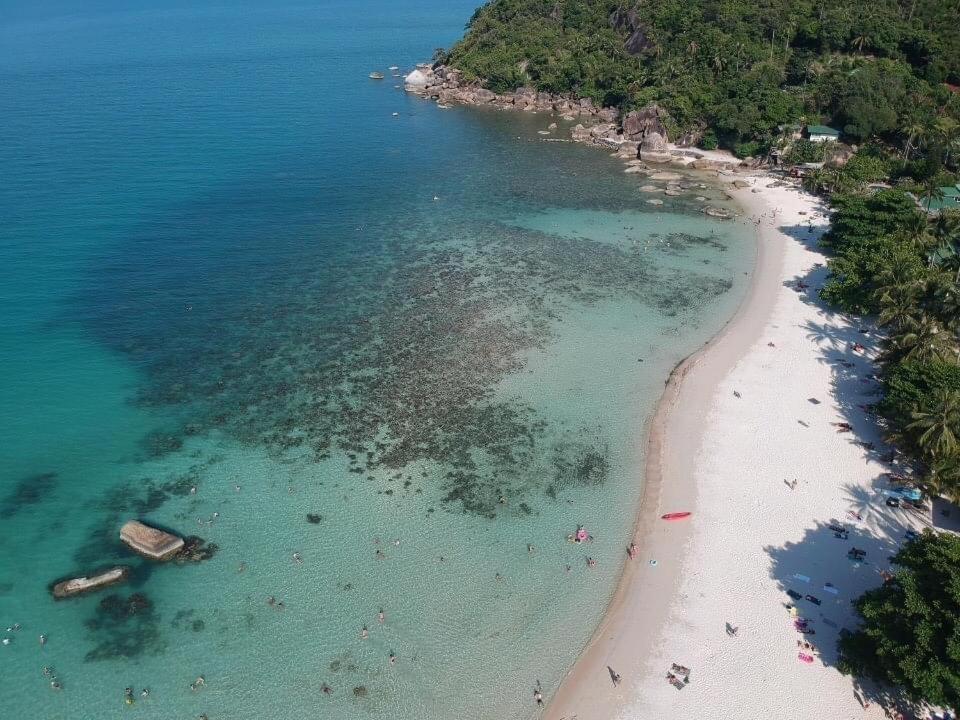 Silver Beach Resort Ламаи-Бич Экстерьер фото